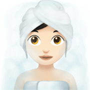 🧖🏻‍♀️ Emoji Frau in Dampfsauna: helle Hautfarbe Apple iOS 17.4.