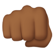 Emoji 👊🏾 Pugno Chiuso: Carnagione Abbastanza Scura su Apple iOS 17.4.