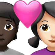 🧑🏿‍❤️‍👩🏻 Emoji Pareja Enamorada: Persona, Mujer, Tono De Piel Oscuro, Tono De Piel Claro en Apple iOS 17.4.