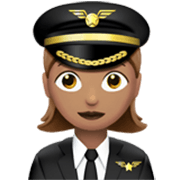 Emoji 👩🏽‍✈️ Pilota Donna: Carnagione Olivastra su Apple iOS 17.4.