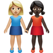 Emoji 👩🏼‍🤝‍👩🏿 Due Donne Che Si Tengono Per Mano: Carnagione Abbastanza Chiara E Carnagione Scura su Apple iOS 17.4.