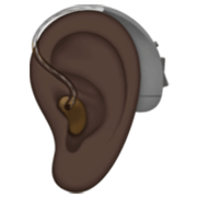 Ohr mit Hörhilfe: dunkle Hautfarbe Apple iOS 17.4.