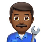👨🏾‍🔧 Emoji Mecánico: Tono De Piel Oscuro Medio en Apple iOS 17.4.