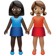 👩🏿‍🤝‍👩🏽 Emoji Duas Mulheres De Mãos Dadas: Pele Escura E Pele Morena na Apple iOS 17.4.