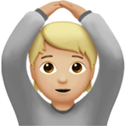 🙆🏼 Emoji Persona Haciendo El Gesto De «de Acuerdo»: Tono De Piel Claro Medio en Apple iOS 17.4.