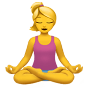 Émoji 🧘‍♀️ Femme Dans La Posture Du Lotus sur Apple iOS 17.4.
