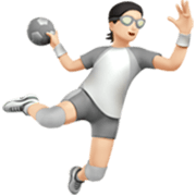 Personne Jouant Au Handball : Peau Claire Apple iOS 17.4.