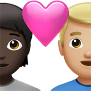 🧑🏿‍❤️‍👨🏼 Emoji Casal Apaixonado: Pessoa, Homem, Pele Escura, Pele Morena Clara na Apple iOS 17.4.