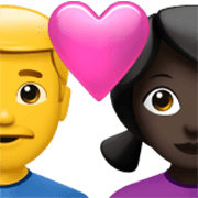 👨‍❤️‍👩🏿 Emoji Pareja Enamorada - Hombre, Mujer: Tono De Piel Oscuro en Apple iOS 17.4.