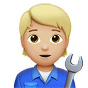🧑🏼‍🔧 Emoji Mecânico Trabalhando: Pele Morena Clara na Apple iOS 17.4.