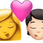 👩‍❤️‍💋‍🧑🏻 Emoji Beijo: Mulher, Pessoa, Sem tom de pele, Pele Clara na Apple iOS 17.4.
