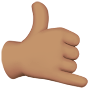🤙🏽 Emoji ruf-mich-an-Handzeichen: mittlere Hautfarbe Apple iOS 17.4.