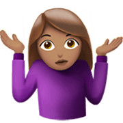 Emoji 🤷🏽‍♀️ Donna Che Scrolla Le Spalle: Carnagione Olivastra su Apple iOS 17.4.
