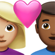 👩🏼‍❤️‍👨🏾 Emoji Liebespaar - Frau: mittelhelle Hautfarbe, Mann: mitteldunkle Hautfarbe Apple iOS 17.4.