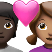 Émoji 🧑🏿‍❤️‍👩🏽 Couple Avec Cœur: Personne, Femme, Peau Foncée, Peau Légèrement Mate sur Apple iOS 17.4.