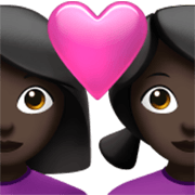 👩🏿‍❤️‍👩🏿 Emoji Casal Apaixonado - Mulher: Pele Escura, Mulher: Pele Escura na Apple iOS 17.4.
