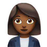 👩🏾‍💼 Emoji Oficinista Mujer: Tono De Piel Oscuro Medio en Apple iOS 17.4.