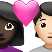 👩🏿‍❤️‍🧑🏻 Emoji Casal Apaixonado: Mulher, Pessoa, Pele Escura, Pele Clara na Apple iOS 17.4.