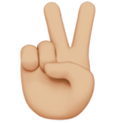✌🏼 Emoji Mão Em V De Vitória: Pele Morena Clara na Apple iOS 17.4.