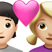 Couple Avec Cœur: Personne, Femme, Peau Claire, Peau Moyennement Claire Apple iOS 17.4.