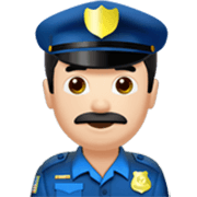 👮🏻‍♂️ Emoji Agente De Policía Hombre: Tono De Piel Claro en Apple iOS 17.4.