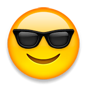 Emoji 😎 Faccina Con Sorriso E Occhiali Da Sole su Apple iOS 6.0.