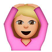 Emoji 🙆🏼 Persona Con Gesto OK: Carnagione Abbastanza Chiara su Apple iOS 8.3.