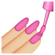 💅🏼 Emoji Pintarse Las Uñas: Tono De Piel Claro Medio en Apple iOS 8.3.