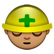 👷🏽 Emoji Trabalhador De Construção Civil: Pele Morena na Apple iOS 9.0.