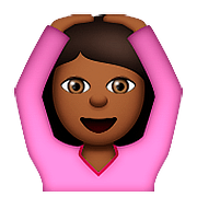 🙆🏾 Emoji Pessoa Fazendo Gesto De «OK»: Pele Morena Escura na Apple iOS 9.0.