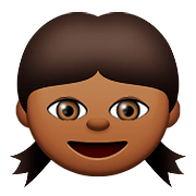 👧🏾 Emoji Niña: Tono De Piel Oscuro Medio en Apple iOS 9.0.