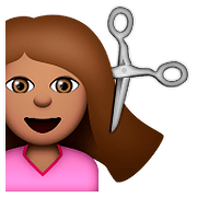 Émoji 💇🏽 Personne Qui Se Fait Couper Les Cheveux : Peau Légèrement Mate sur Apple iOS 9.0.