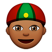 👲🏾 Emoji Mann mit chinesischem Hut: mitteldunkle Hautfarbe Apple iOS 9.0.