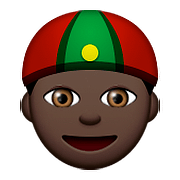 👲🏿 Emoji Hombre Con Gorro Chino: Tono De Piel Oscuro en Apple iOS 9.0.