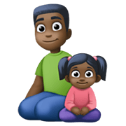 👨🏿‍👧🏿 Emoji Familie - Mann, Mädchen: dunkle Hautfarbe Facebook 13.1.