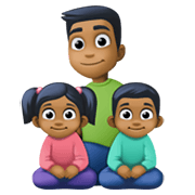 👨🏾‍👧🏾‍👦🏾 Emoji Familia - Hombre, Niña, Niño: Tono De Piel Oscuro Medio en Facebook 13.1.