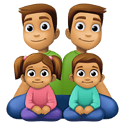 Emoji 👨🏽‍👨🏽‍👧🏽‍👦🏽 Famiglia - Uomo, Uomo, Bambina, Bambino: Carnagione Olivastra su Facebook 13.1.