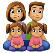 Emoji 👨🏽‍👩🏽‍👧🏽‍👧🏽 Famiglia - Uomo, Donna, Bambina, Bambina: Carnagione Olivastra su Facebook 13.1.
