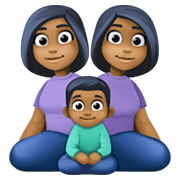 👩🏾‍👩🏾‍👦🏾 Emoji Familie - Frau, Frau, Junge: mitteldunkle Hautfarbe Facebook 13.1.