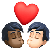 🧑🏿‍❤️‍💋‍🧑🏻 Emoji sich küssendes Paar: Person, Person, dunkle Hautfarbe, helle Hautfarbe Facebook 13.1.