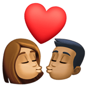 Emoji 👩🏽‍❤️‍💋‍👨🏾 Bacio Tra Coppia - Donna: Carnagione Olivastra, Uomo: Carnagione Abbastanza Scura su Facebook 13.1.
