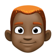 👨🏿‍🦰 Emoji Mann: dunkle Hautfarbe, rotes Haar Facebook 13.1.