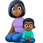 👩🏿‍👦🏿 Emoji Família - Mulher, Menino: Pele Escura na Facebook 14.0.