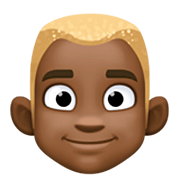 Emoji 👱🏿‍♂️ Uomo Biondo: Carnagione Scura su Facebook 14.0.