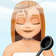 🧖🏼‍♀️ Emoji Mujer En Una Sauna: Tono De Piel Claro Medio en Facebook 14.0.