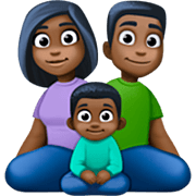 👨🏿‍👩🏿‍👦🏿 Emoji Família - Homem, Mulher, Menino: Pele Escura na Facebook 15.0.