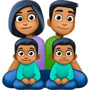 Emoji 👨🏾‍👩🏾‍👦🏾‍👦🏾 Famiglia - Uomo, Donna, Bambino, Bambino: Carnagione Abbastanza Scura su Facebook 15.0.