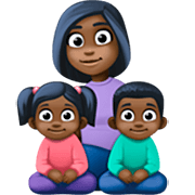 👩🏿‍👧🏿‍👦🏿 Emoji Familie - Frau, Mädchen, Junge: dunkle Hautfarbe Facebook 15.0.