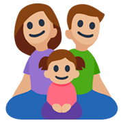 👨🏼‍👩🏼‍👧🏼 Emoji Familia - Hombre, Mujer, Niña: Tono De Piel Claro Medio en Facebook 3.0.