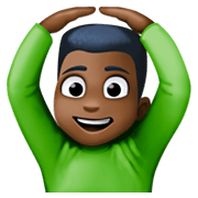 🙆🏿‍♂️ Emoji Mann mit Händen auf dem Kopf: dunkle Hautfarbe Facebook 3.0.